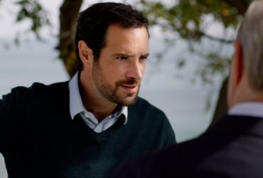 Le Royal Nous : Liste complète de tous les acteurs principaux et du casting 50 Le Royal Nous : Liste complète de tous les acteurs principaux et du casting