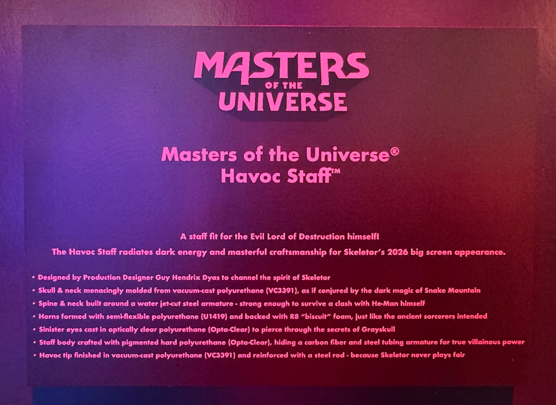 Les armes de He-Man et Skeletor arrivent à San Diego d'Éternia 7 Masters of the Universe Havoc Staff