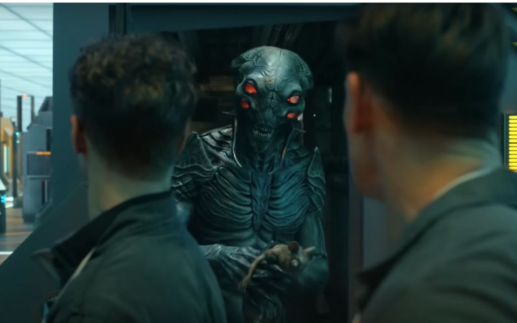Peacemaker Saison 2 : Dévoiler l'Alien dans l'Univers de Poche 6 Alien de Peacemaker Saison 2