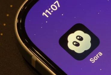 Sora d'OpenAI : Pourquoi la fonctionnalité « Cameo » suscite un débat juridique 28 Sora d'OpenAI : Pourquoi la fonctionnalité « Cameo » suscite un débat juridique