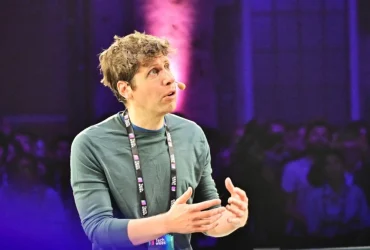 OpenAI entre-t-il dans une ère d'acquisitions avec cette nouvelle embauche corporate ? 12 OpenAI entre-t-il dans une ère d'acquisitions avec cette nouvelle embauche corporate ?