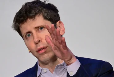 OpenAI de Sam Altman : tensions et réembauches au sein de la startup 10 OpenAI de Sam Altman : tensions et réembauches au sein de la startup