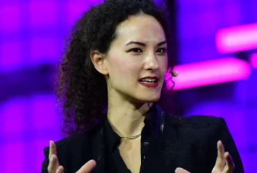 Jay Graber quitte son poste de PDG de Bluesky et devient directrice de l'innovation 6 Jay Graber quitte son poste de PDG de Bluesky et devient directrice de l'innovation