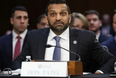 Kash Patel : l'achat de données privées d'Américains par le FBI suscite l'indignation de Wyden 8 Kash Patel : l'achat de données privées d'Américains par le FBI suscite l'indignation de Wyden