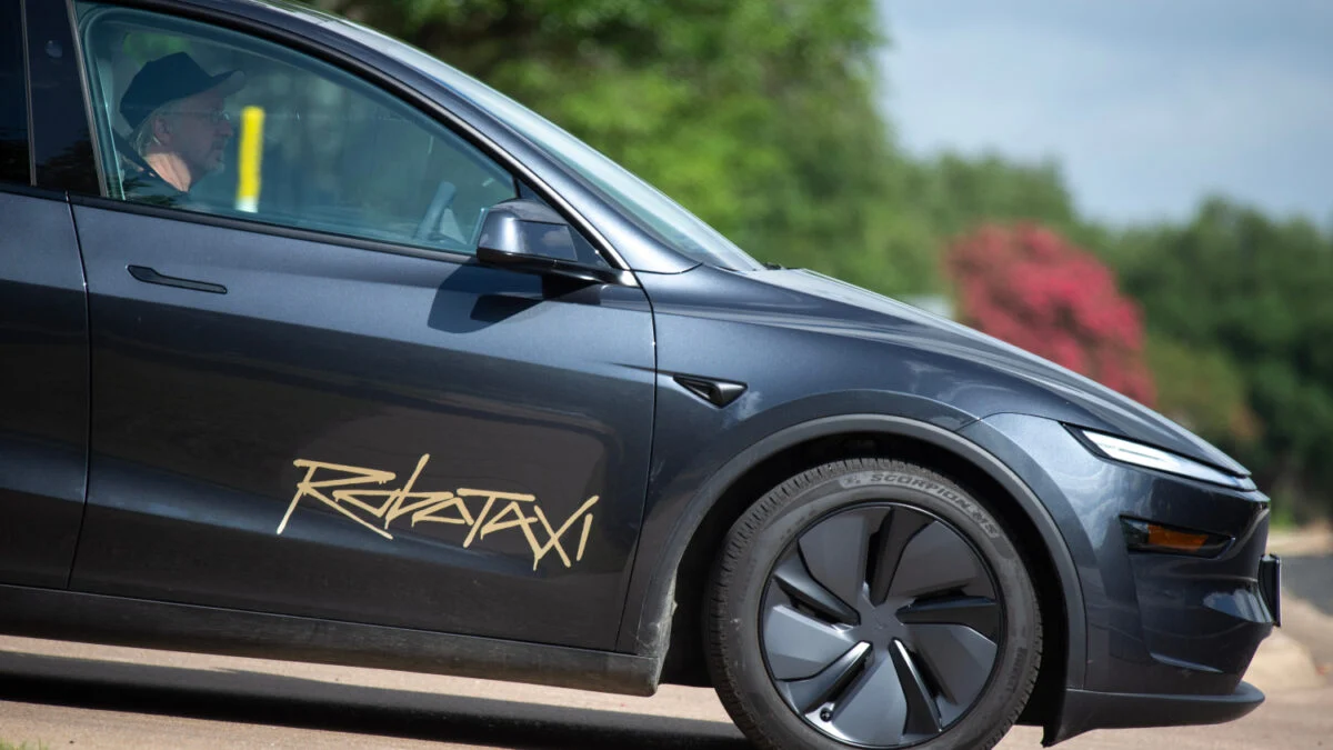 Les Robotaxis de Tesla Considérés comme des Limousines en Californie, Évitent la Déclaration de Données 5 Les Robotaxis de Tesla Considérés comme des Limousines en Californie, Évitent la Déclaration de Données