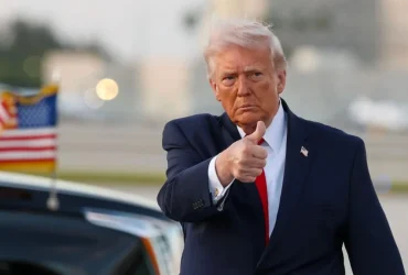 Trump s'adoucit envers Anthropic, qualifie la société d'IA de "très utile" 5 Trump s'adoucit envers Anthropic, qualifie la société d'IA de "très utile"