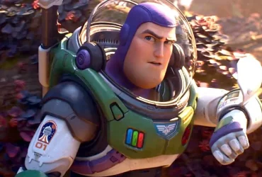 Pixar Tim Allen d'accord avec Chris Evans pour doubler Buzz dans Lightyear 5 Pixar Tim Allen d'accord avec Chris Evans pour doubler Buzz dans Lightyear