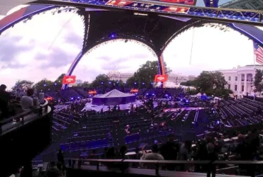 Comment UFC Freedom 250 dans le bar high-tech de Los Angeles m'a aidé à comprendre l'Amérique 12 Comment UFC Freedom 250 dans le bar high-tech de Los Angeles m'a aidé à comprendre l'Amérique