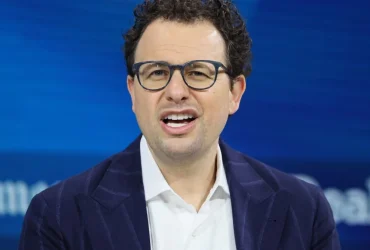 Anthropic devance OpenAI dans la course à l'introduction en bourse, dépose sa déclaration d'intention 6 Anthropic devance OpenAI dans la course à l'introduction en bourse, dépose sa déclaration d'intention